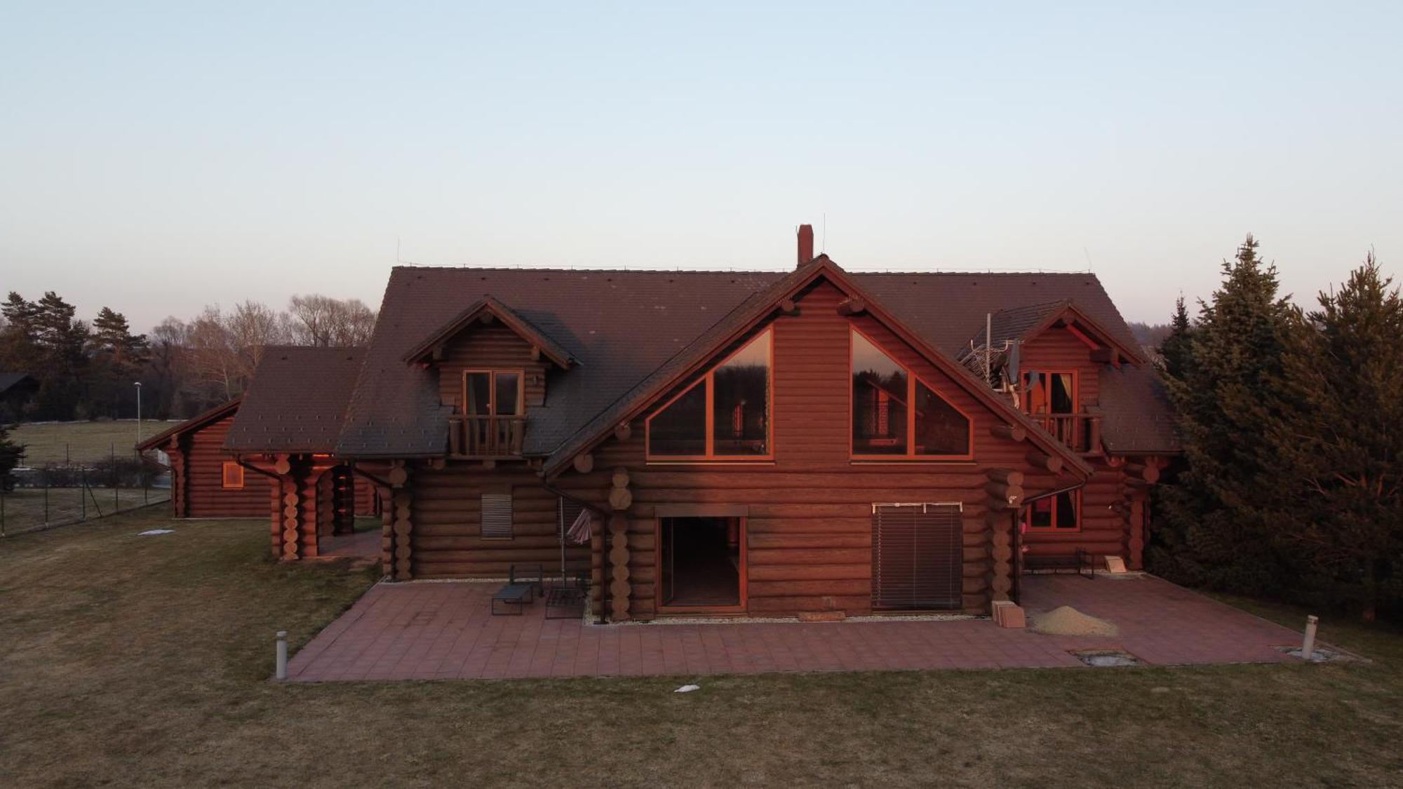 Lodge Tatras ヴェルカー・ロムニツァ エクステリア 写真